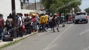 Llega oleada de haitianos a Nuevo Laredo; Abarrotan refugios