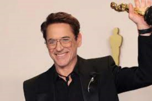 Robert Downey Jr gana su primer Oscar gracias a “Oppenheimer”