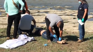 VIDEO Recuperan mujer ahogada del río Bravo; van 19 víctimas