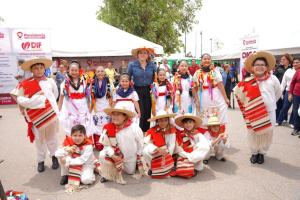 LANZA ALCALDESA CARMEN LILIA CANTUROSAS CONVOCATORIA PARA BECA &ldquo;JUNTOS POR EL DESARROLLO CULTURAL 2025&rdquo;
