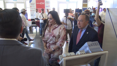 VIDEO Realizan Expo proveeduría Industrial y de Comercio exterior