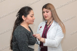 CONTIN&Uacute;A LA CAMPA&Ntilde;A DE SALUD PARA LA DETECCI&Oacute;N TEMPRANA DEL C&Aacute;NCER DE MAMA EN CL&Iacute;NICAS UNE