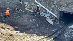Reportan 9 personas atrapadas tras colapsar mina en Sabinas, Coahuila