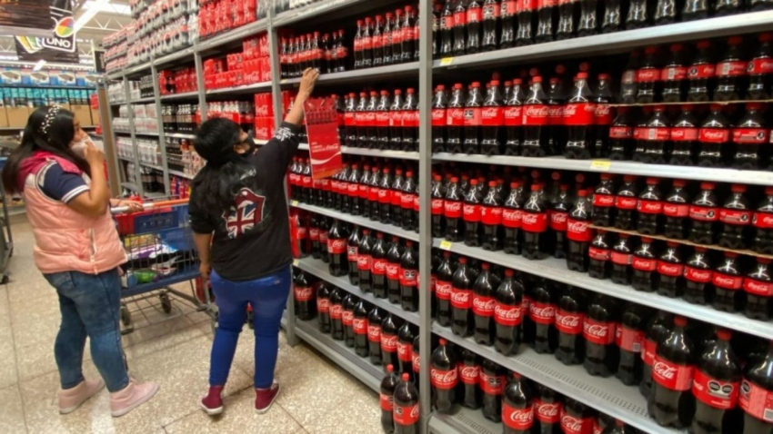 Sube precio del azúcar: refrescos y pan serán más caros en todo México