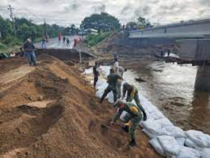Tormenta Max deja dos muertos en Guerrero y casi cien casas inundadas