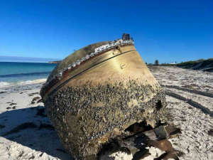 Alertan sobre supuesta nave espacial ‘peligrosa’ en playas de Australia