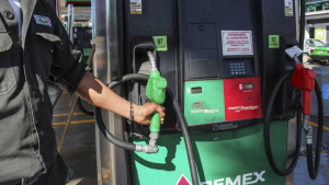 34 pesos es el precio real de la gasolina en México: SHCP